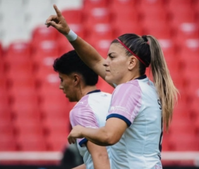 La santiagueña Belén Spenig anotó un doblete en la histórica goleada 10 a 0 de la Liga de Quito al Emelec