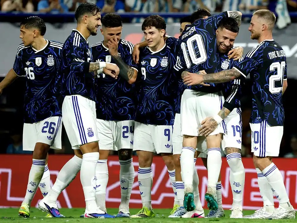 La Selección Argentina bajó al tercer puesto del ranking FIFA previo al Mundial 2026
