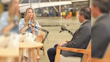 ESCÁNDALO: La sobrina de Daniel Scioli produce y conduce un ciclo con dinero de Aerolíneas Argentinas llamado “Animate A Volar”