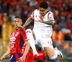 Estudiantes recibe a Independiente de Medellín con la obligación de ganar para avanzar a octavos