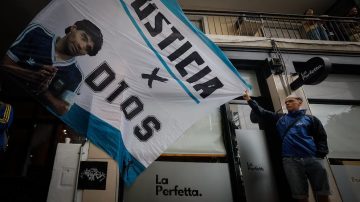 Nuevo juicio por la muerte de Maradona: el fiscal calificó de “grupo de improvisados” a los imputados