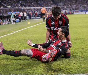 Con un equipo alternativo, River recibe a Carabobo en la previa del Superclásico