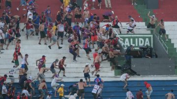 Impactantes videos de los incidentes en el clásico Cerro Porteño-Olimpia