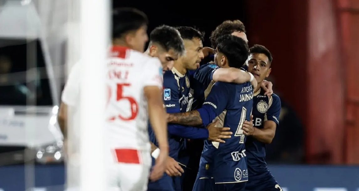 Triunfazo de Argentinos sobre Huracán que festejó hasta Racing