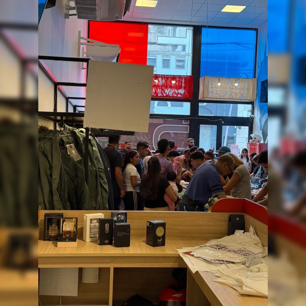 Remeras desde $5.000 y jeans desde $7.500 en un nuevo “garaje sale” de Le Parc Men