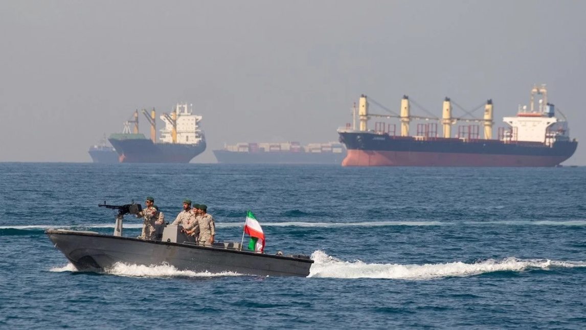 Irán asegura tener control de Ormuz y crece la tensión con Estados Unidos