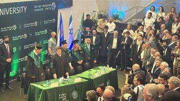 Milei recibió un doctorado Honoris Causa: “Nosotros defendemos la vida y ellos nos van a querer matar”