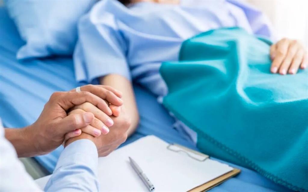 Con la firma de Orsi, Uruguay puso en marcha la Ley de Eutanasia