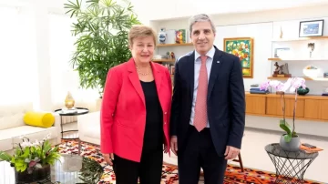 Caputo viaja a Washington: negociaciones clave con el FMI por un desembolso de USD 1.000 millones