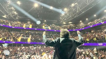 Denuncian que la droguería de las coimas de Discapacidad pagó el acto de Milei en el Movistar Arena