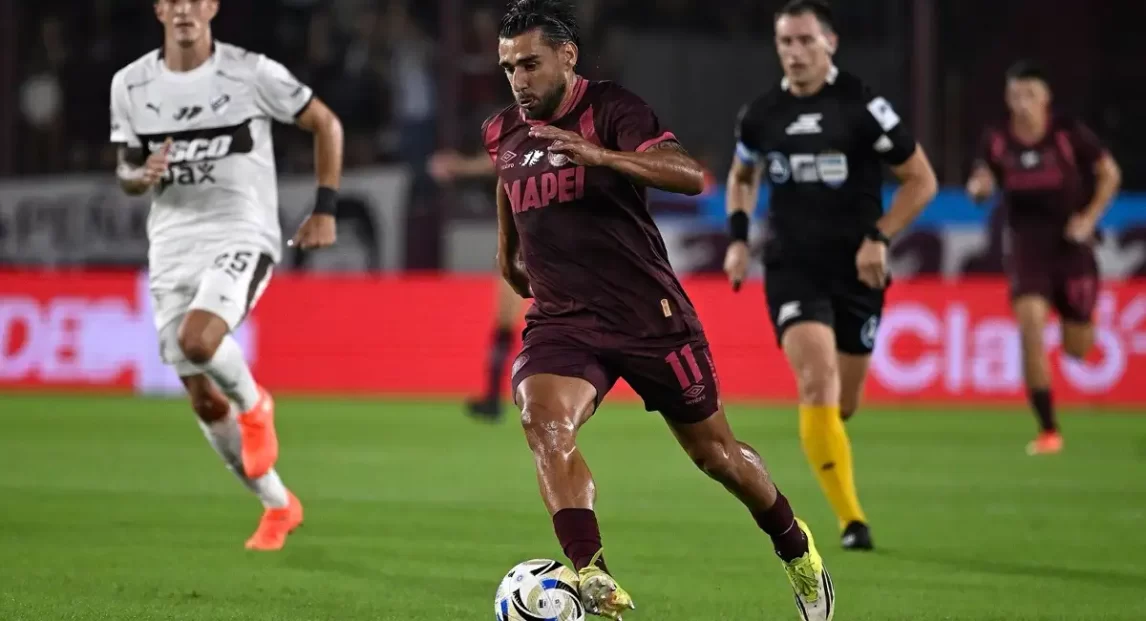 Lanús inicia su sueño copero ante Mirassol en Brasil