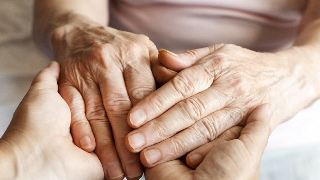 Se estima que en Argentina, cerca de 100 mil personas sufren la enfermedad del Parkinson