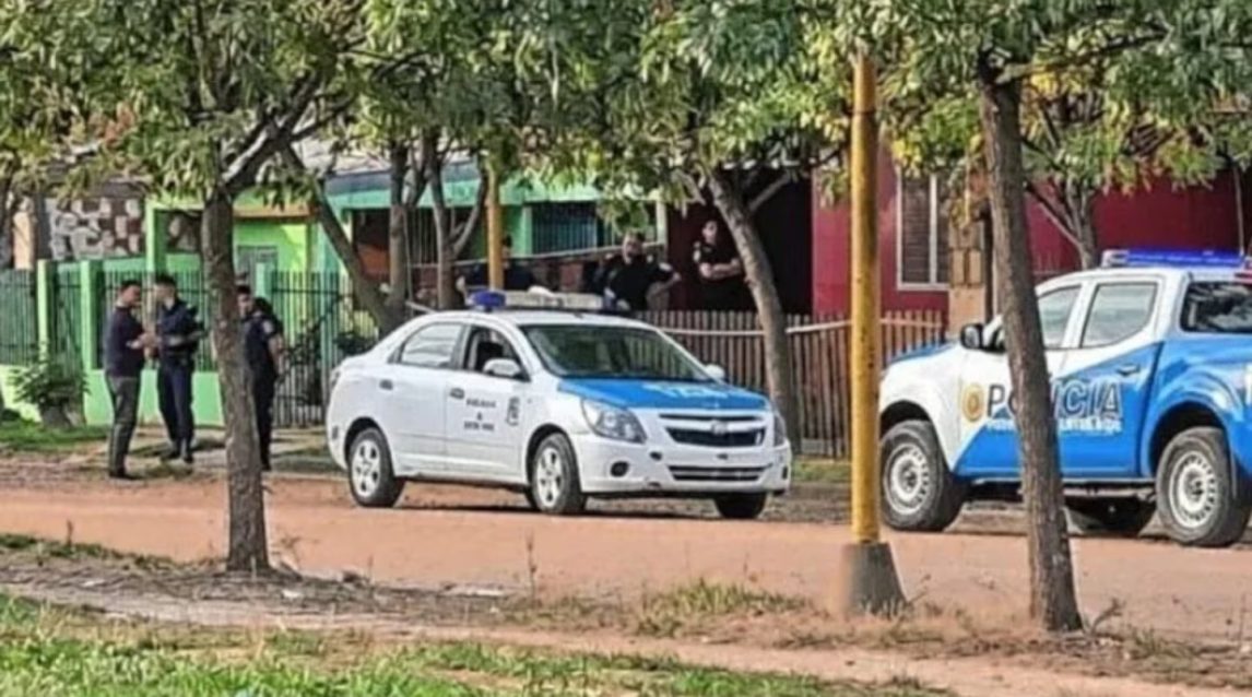 Hallaron sin vida a una adolescente con discapacidad y detuvieron a sus padres