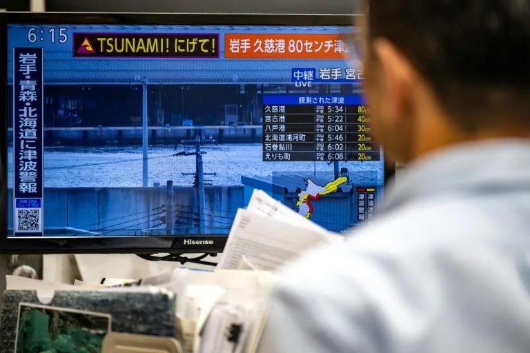 Alerta máxima en Japón: un terremoto de 7,5 sacudió el noreste y se activaron protocolos por tsunami