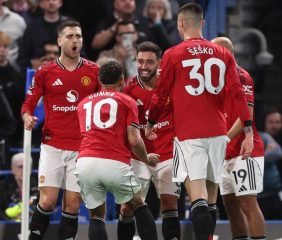 Manchester United se hizo fuerte en Stamford Bridge