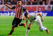 Barracas Central dejó escapar el triunfo y cayó agónicamente ante Olimpia