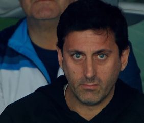 Diego Milito explotó contra el arbitraje: “El fútbol argentino está roto”