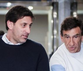 Máxima tensión en Racing: hinchas explotaron contra Milito y despidieron a Costas en el Cilindro