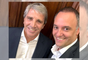 Respaldo y advertencia: Caputo defendió la honestidad de Adorni pero pidió celeridad con sus descargos judiciales