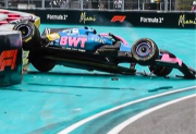 Video: impactante vuelco de Gasly en el GP de Miami y abandono en plena carrera