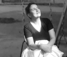 Poemas que vuelan de Santiago a Italia: Eugenia Páez, ganadora de certamen de escritura, nos relata su experiencia