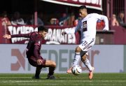 Lanús y Riestra no se sacaron diferencias en La Fortaleza