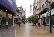 El partido de la Selección cambiará los horarios de atención de la mayoría de los comercios santiagueños
