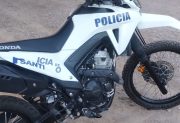 Joven denunció a su esposo policía por asfixiarla y golpearla para evitar que fuera a estudiar
