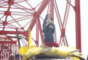 Decenas de fieles participaron de la “Caminata por la Paz” en honor a Santa Rita