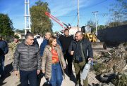 Norma Fuentes anunció un nuevo espacio de recreación y más iluminación en las calles para los vecinos del barrio Parque