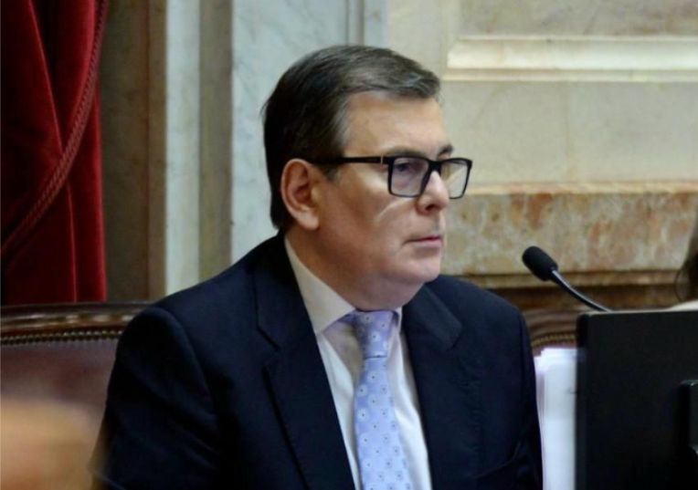 Zamora avanzó con proyectos sobre salud mental, cobertura de protectores solares y Migraciones