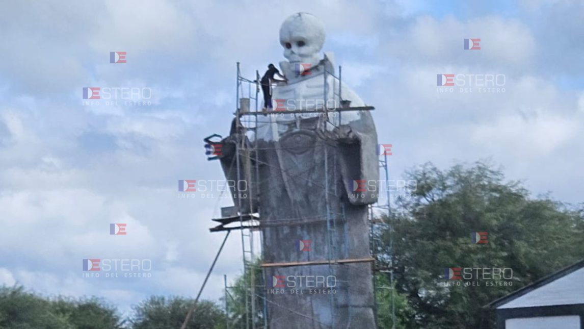 POLÉMICA: En La Bajada construyen un templo para adorar a “San La Muerte” con una imponente imagen suya