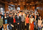 Estudiantes del interior fueron recibidos en Casa de Gobierno a través de “Conociendo mi provincia”