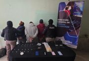 Los Juríes: secuestran 22 dosis de cocaína listas para la venta y detienen a tres personas