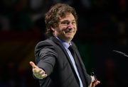 “A pesar de los intentos golpistas”: Milei celebró la desaceleración de la inflación en abril