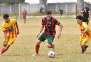 Villa Unión festejó ante Instituto Santiago y sigue sumando
