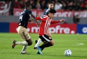 Estudiantes ganó sobre la hora y se metió en los octavos de la Copa Libertadores