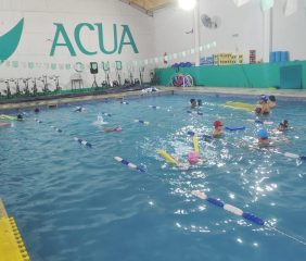 Acua Club realizará un gran encuentro de natación infantil este sábado
