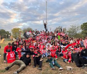 Unión Oeste golpeó primero y quedó a un paso del título