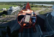 Chofer de aplicación manejaba borracho por el Puente Carretero y cuando lo interceptó la policía dijo que le habían robado $200 mil