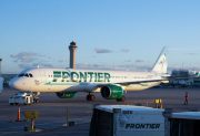 Horror en Denver: una persona murió al ser succionada por el motor de un avión