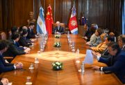 El gobernador Elías Suárez se reunió con el embajador de Chima en Argentina y un grupo de empresarios