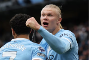 Manchester City goleó a Brentford y no le pierde pisada al Arsenal