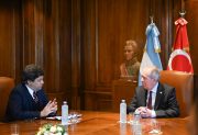 El gobernador Elías Suárez recibió al embajador de Turquía para tratar temas bilaterales