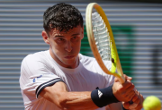 Histórico: el argentino Juan Manuel Cerúndolo eliminó a Jannik Sinner en Roland Garros