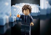 Milei se autofelicitó por el Día del Trabajador con un video en el que está representado como Lego