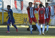 Unión Santiago festejó en el barrio Chino con un triunfo ante Yanda FC