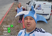 Dos termenses iniciaron una aventura en camioneta para llegar al Mundial en Estados Unidos