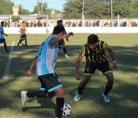 Sportivo e Independiente quedaron a mano en el clásico de Fernández