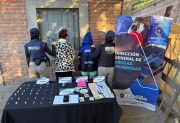 Dos mujeres fueron detenidas en un operativo antidrogas en el barrio Villa Nueva de La Banda